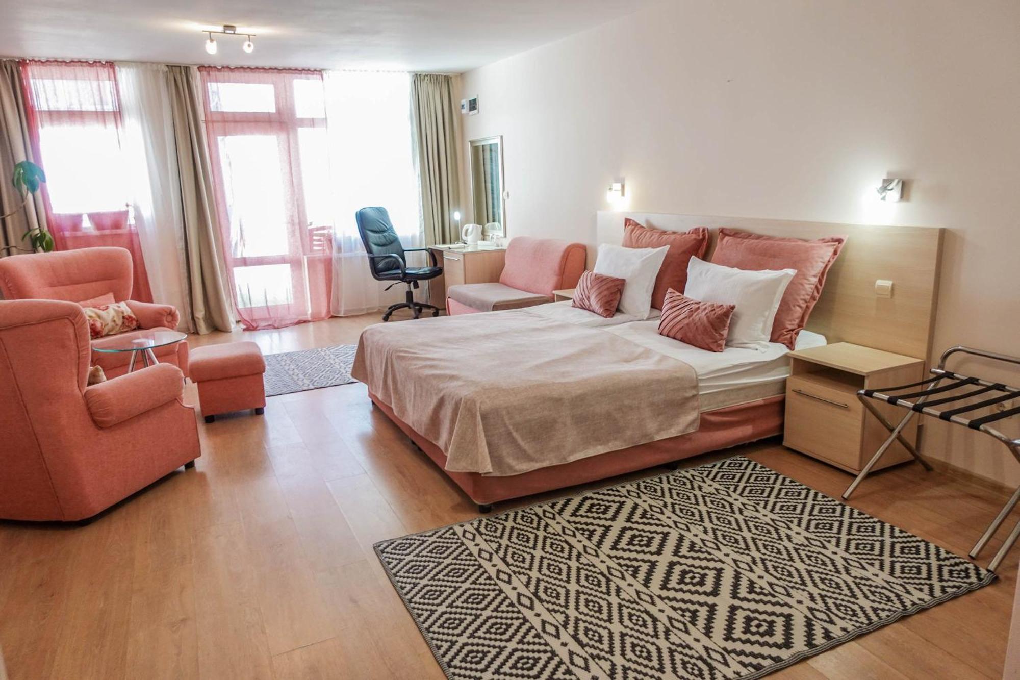 Hotel Acropolis Varna Bagian luar foto