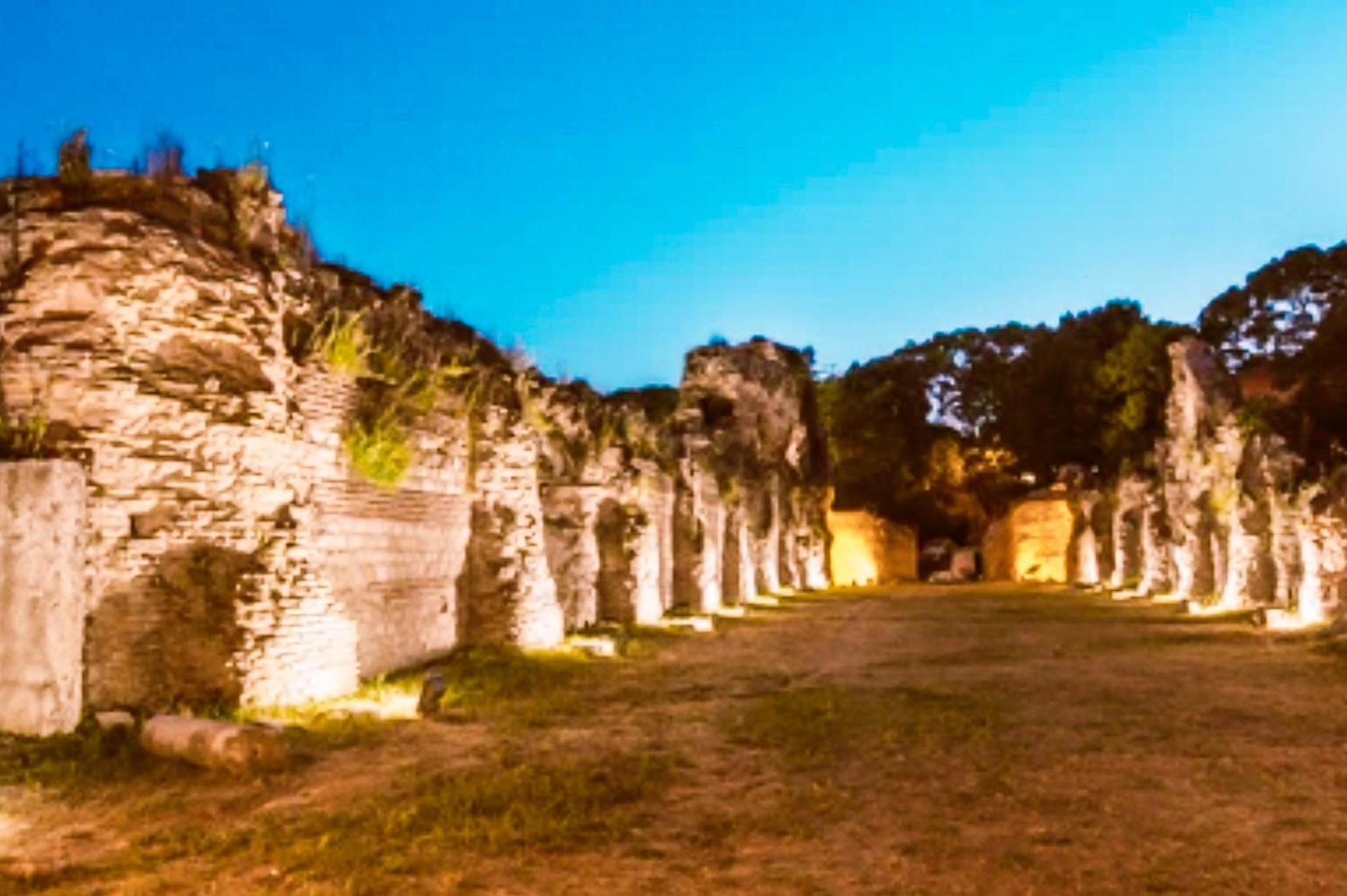 Hotel Acropolis Varna Bagian luar foto